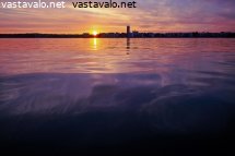 auringonlasku-aurinkolahdessa