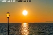 auringonlaskua-ihailemassa