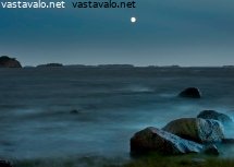 kuu-meren-ylla