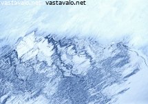 lumimyrsky-vuoristossa