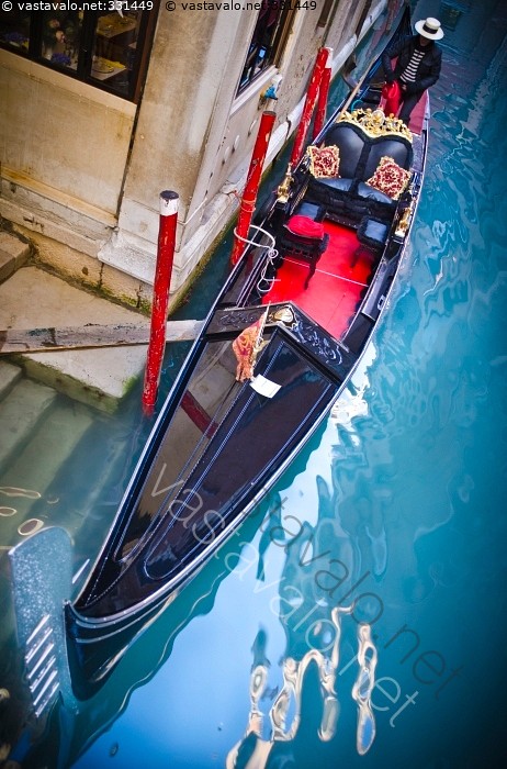 Kuva: La gondola e il gondoliere - Venetsia Italia gondoli gondolieeri ...