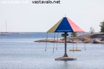 vesikaruselli-hangon-uimarannalla