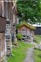 idyllista-rakentamista-geirangerissa
