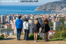 turisteja-nakoalapaikalla