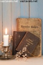 vanhoja-uskonnollisia-kirjoja