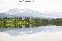 lumisia-tuntureita-ja-vihreita-rantoja