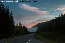 aamu-valkenee