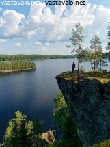 maisemaa-ihailemassa