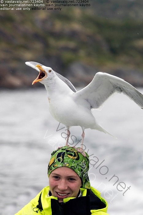 Opas dating musta nainen