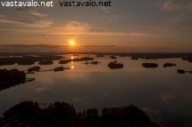 laskeva-aurinko-pohjoiskallavedella