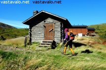 vaeltaja-montellinmajalla