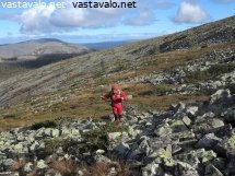 ruskavaeltajan-nousu-tunturiin