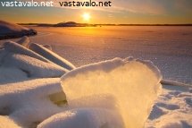 ahtojaa-auringossa