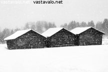 kolme-latoa-lumisateessa