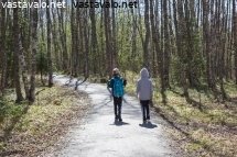 lahiluonnossa-paivaretkella