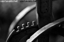 vanhan-jousikarhin-saatolaite
