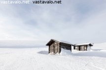 montellin-maja-talvella