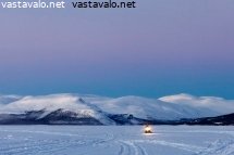 moottorikelkka-kilpisjarven-jaalla
