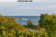 tuulinen-kesailta-ulkosaaristossa