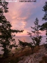 punainen-maisema