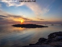auringonlasku-ulkosaaristossa