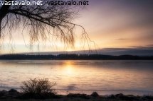 joulukuun-ilta-merenrannalla