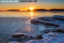 talviilta-merenrannalla