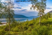 ilta-tenojoen-rannalla