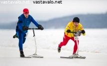 kova-kirikamppailu-potkukelkkailussa