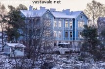 linnunlaulun-sininen-huvila