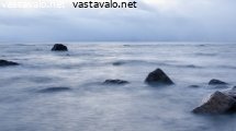 harmaalla-rannalla