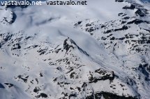 puhtaan-valkoinen