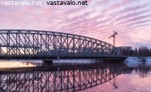 rautasilta-pilvien-alla