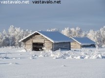 kaksi-vanhaa-latoa