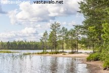 tiilikkajarvella-aurinkoisena-kesapaivana
