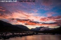 ristacohkka-auringonlaskussa