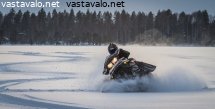 moottorikelkkailija