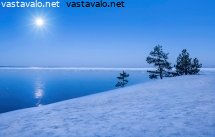 emasalo-kuun-valossa