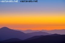 iltarusko-vuoristossa
