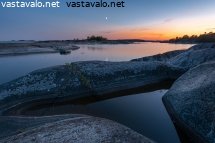auringonlasku-ja-puolikuu
