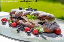 pullaa-ja-kakkua-samassa