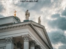 helsingin-tuomiokirkon-apostolit-katolla