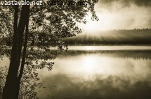aamun-ensimmaiset-auringonsateet