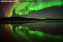 revontulet-luirojarven-ylla