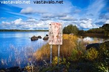 linjataulu-kallionokan-rannalla