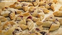 joulutortut-punaisella-taytteella