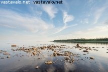 karikko-kesaillan-valossa