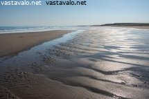 laaja-hiekkaranta-varanginvuonon-rannalla