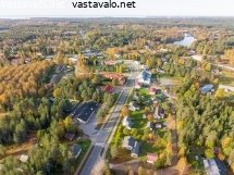 syksyinen-kylamaisema