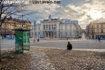 kevatilta-keskustorilla